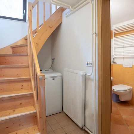 Holiday home Pocitniska Hisa Zvan *