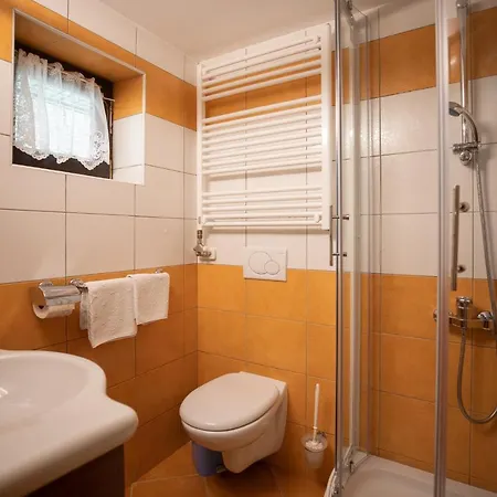 Pocitniska Hisa Zvan Ferienhaus