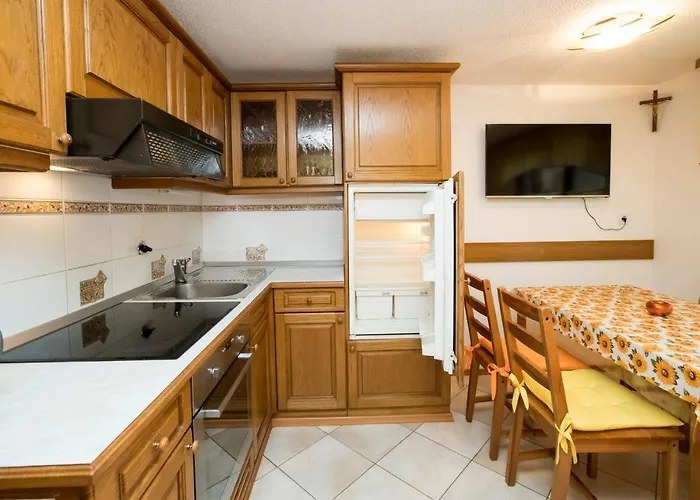 Pocitniska Hisa Zvan